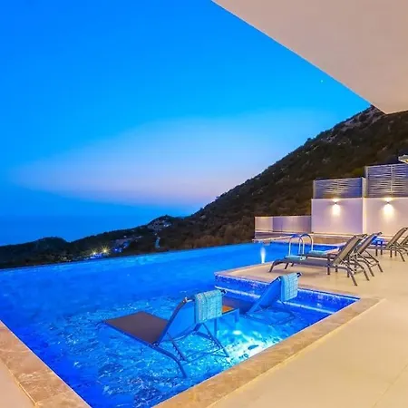 Sun Kalkan * 카스